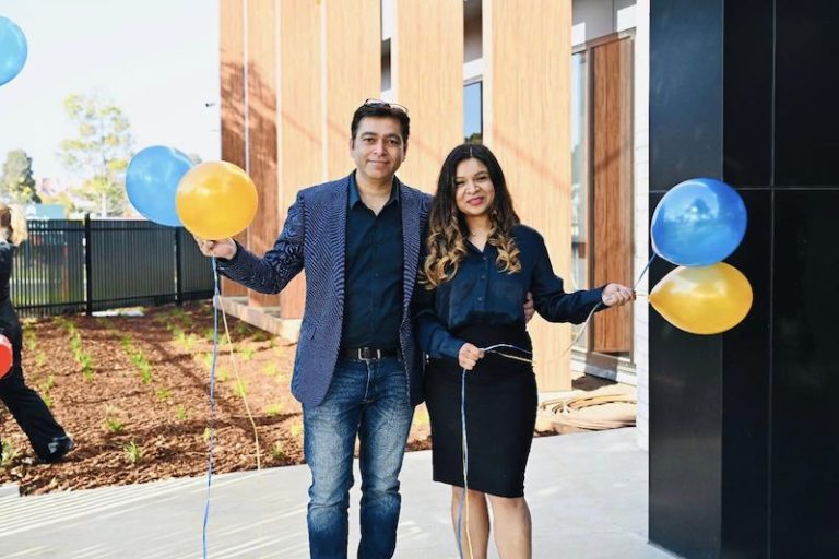 aseem and dr rashi dentist norlane geelong