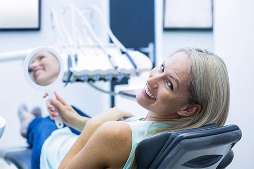 norlane-dental-aesthetics-and-implants-patient-on-chair-dentist-norlane